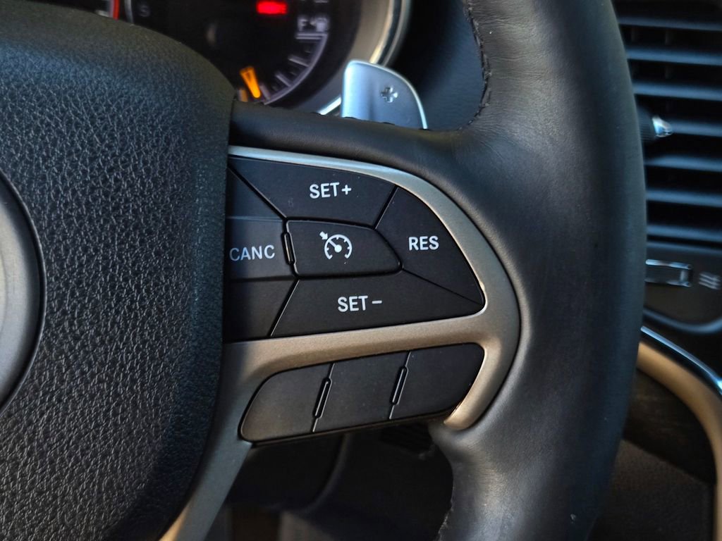 Used 2015 Jeep Grand Cherokee Altitude image 21