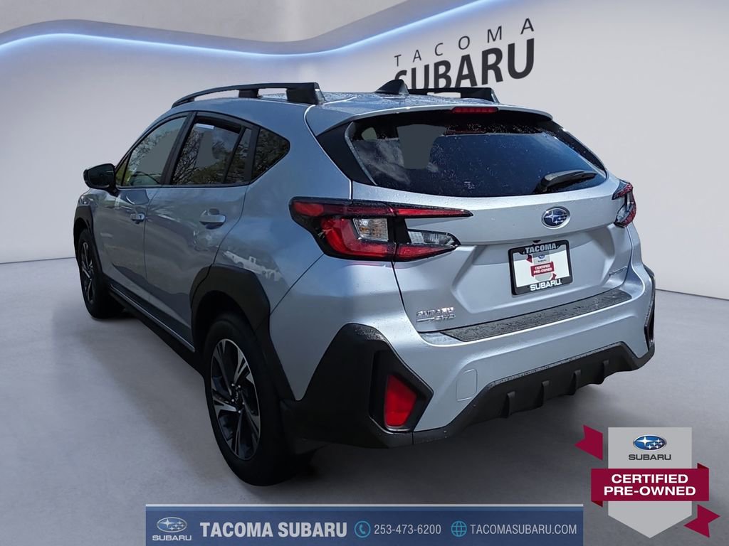 Used 2025 Subaru Crosstrek 2.0i Premium image 3