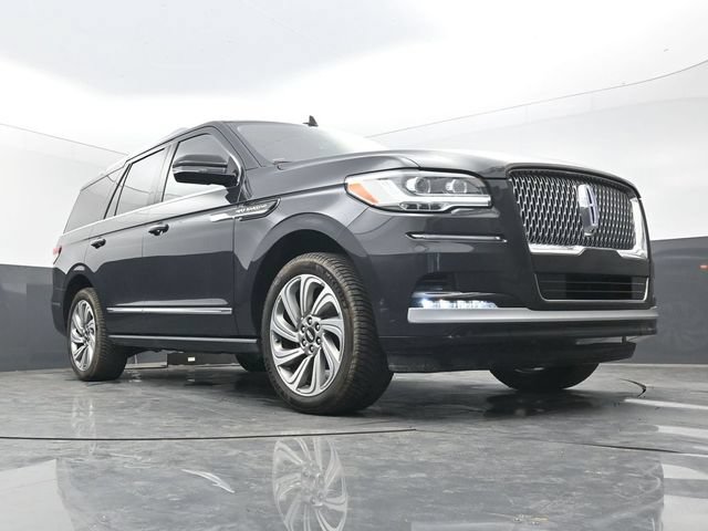 Used 2023 Lincoln Navigator Reserve w/ Equipment Group 201A AWD/4WD image 1