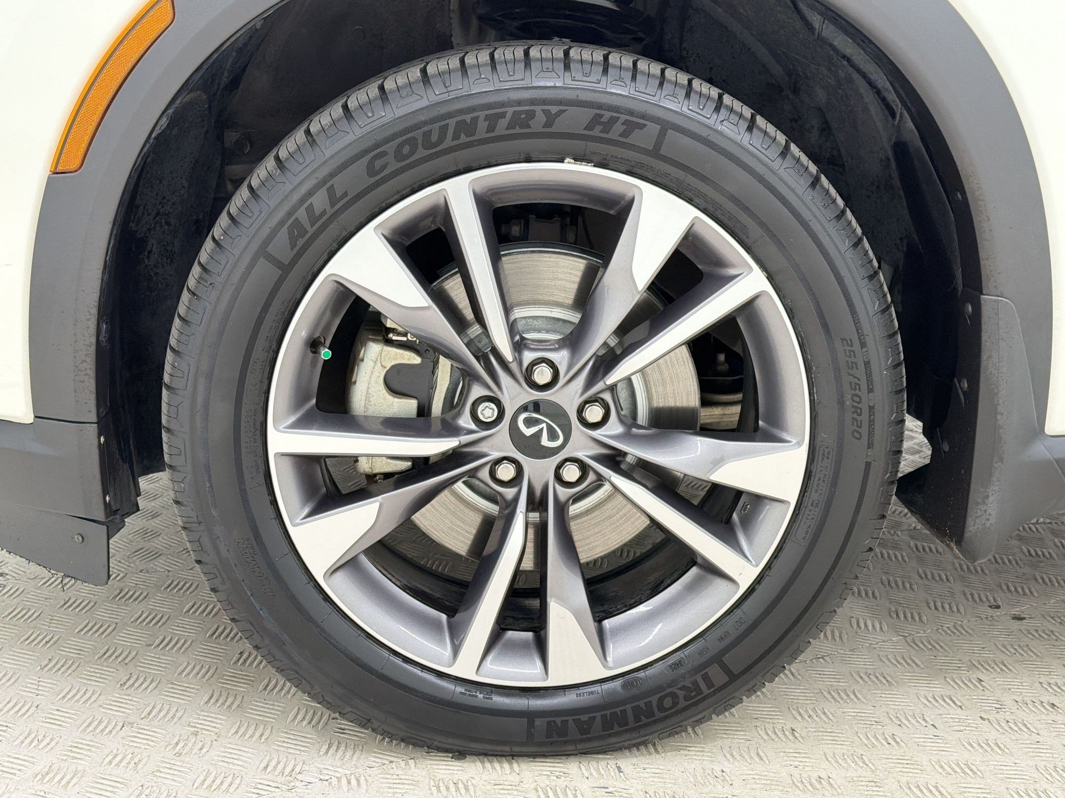 Used 2024 INFINITI QX60 Luxe FWD image 11