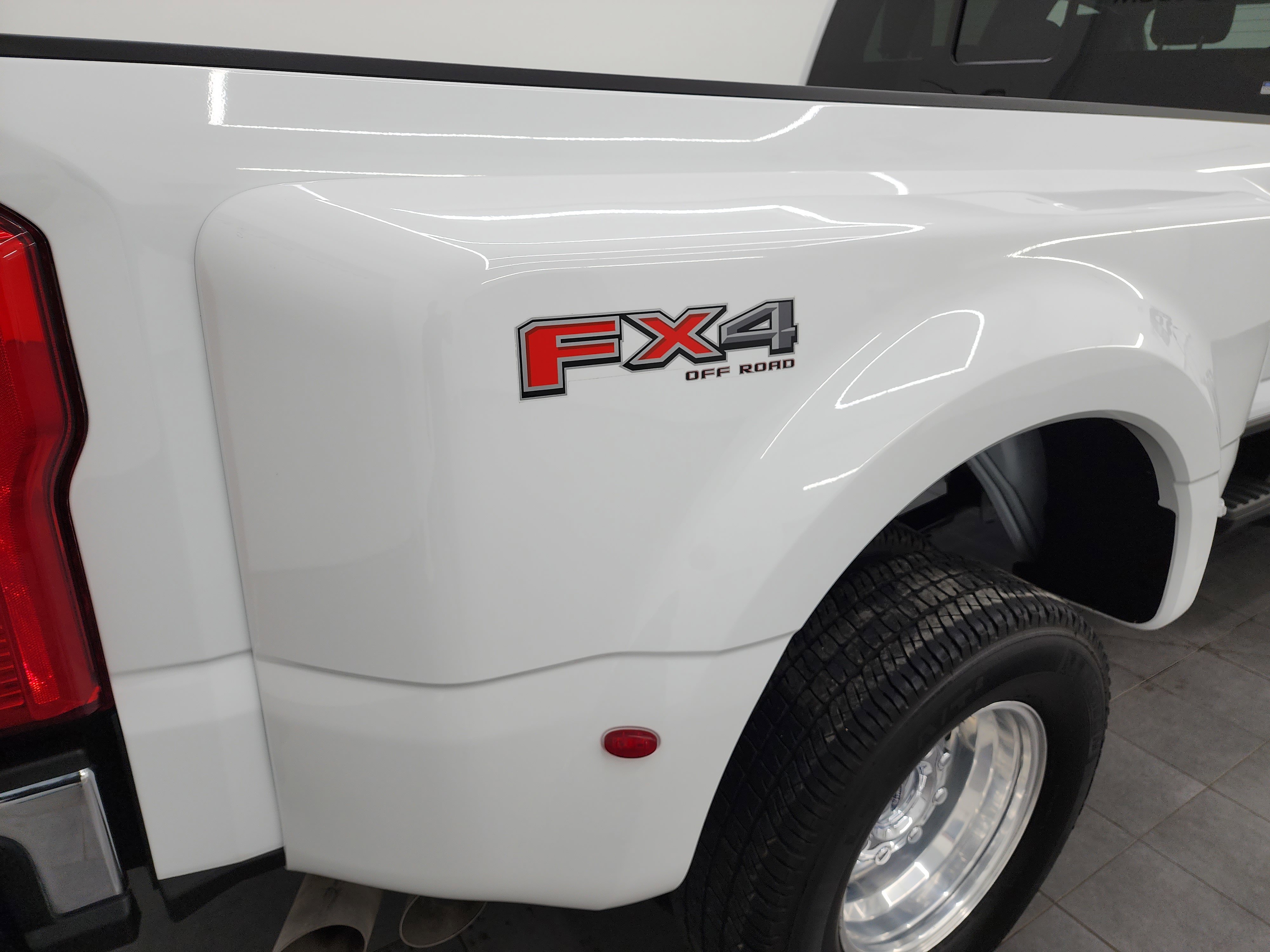 Used 2023 Ford F350 XL image 29
