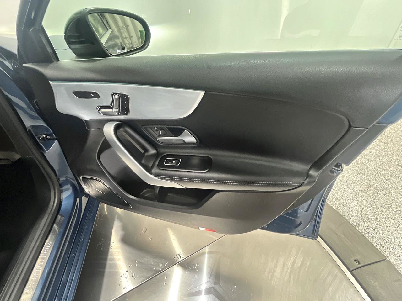 Used 2019 Mercedes-Benz A 220 w/ Premium Package image 20