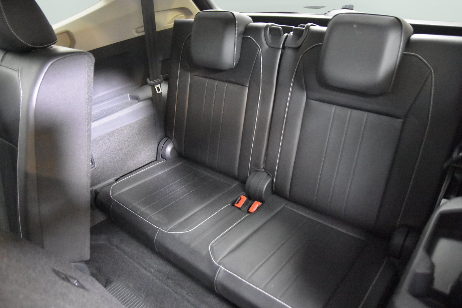 Used 2024 Volkswagen Tiguan SE FWD image 30