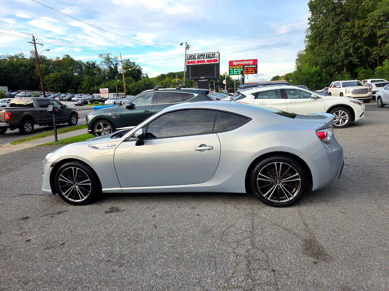 Used 2013 Scion FR-S image 8