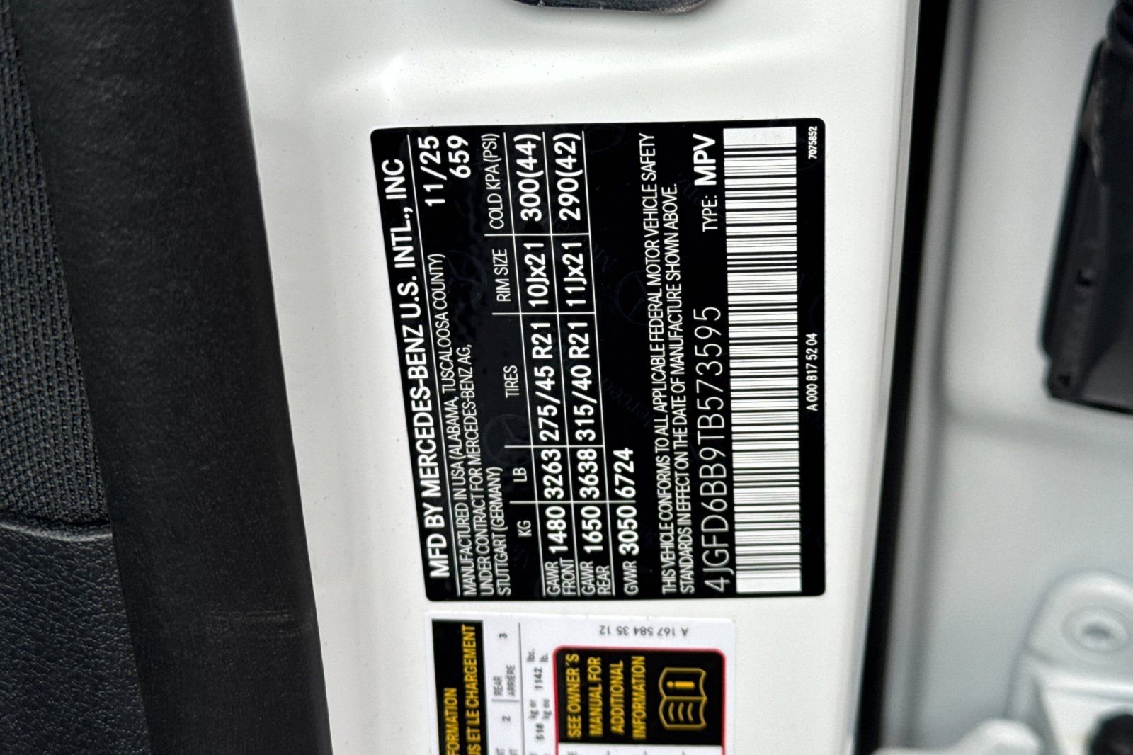 New 2026 Mercedes-Benz GLE 53 AMG 4MATIC Coupe image 37