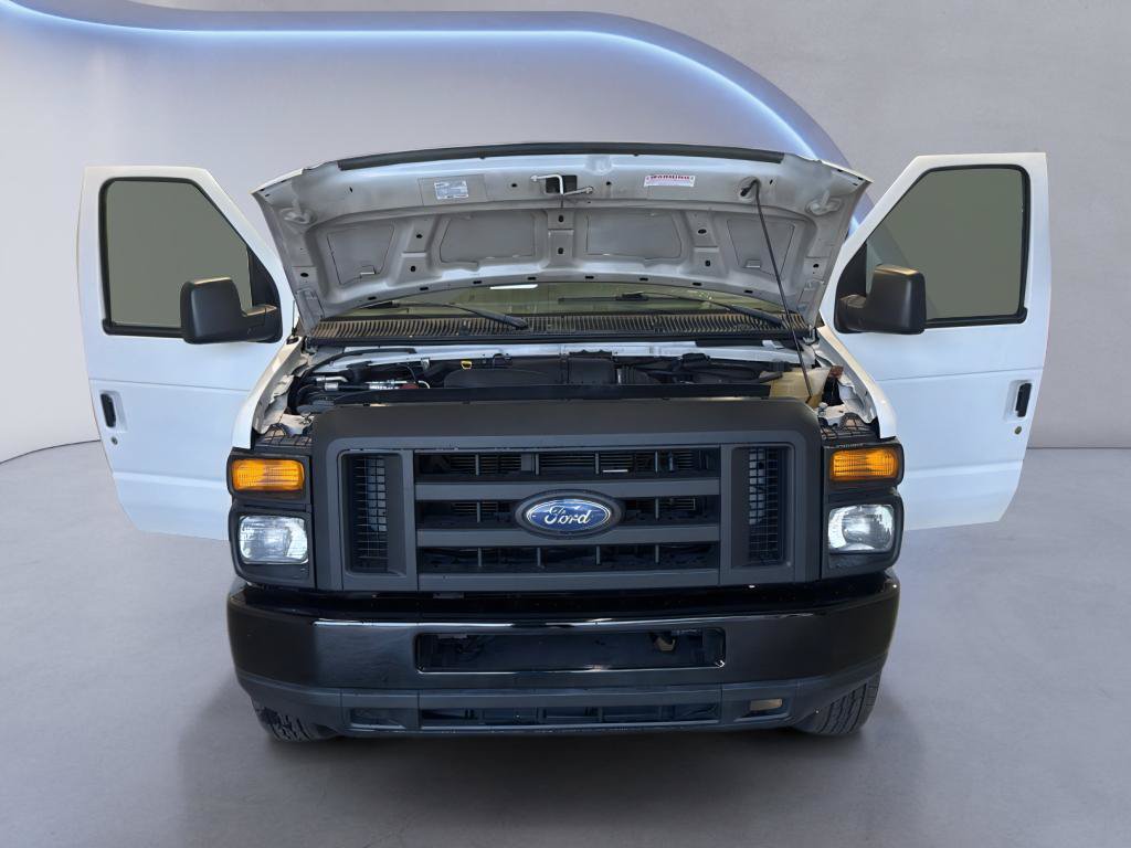 Used 2014 Ford E-150 and Econoline 150 w/ Power Group RWD image 10