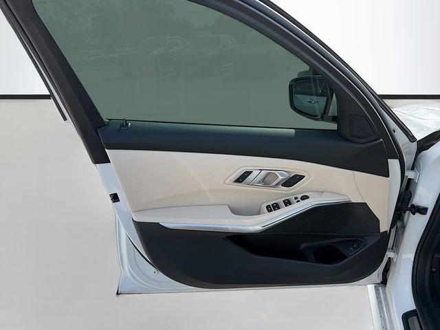 Used 2021 BMW 330i Sedan w/ Premium Package image 21