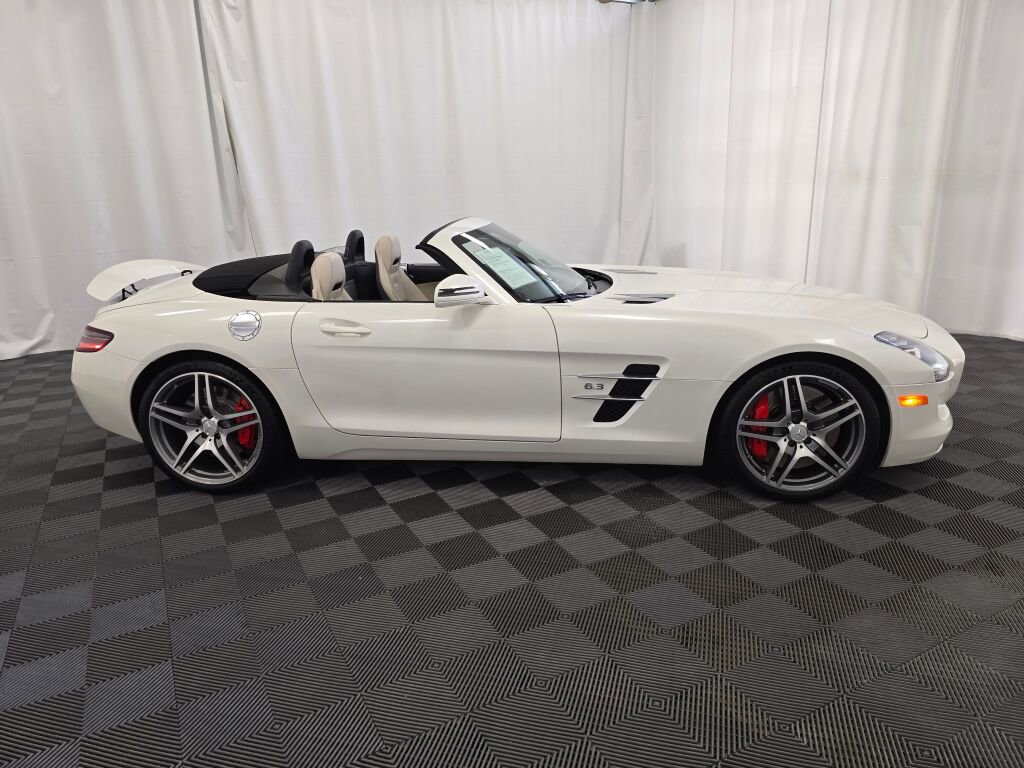 Used 2012 Mercedes-Benz SLS AMG Roadster image 59