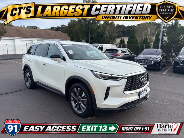 Certified 2023 INFINITI QX60 Luxe w/ Vision Package AWD/4WD image 2