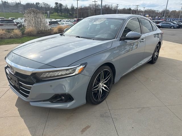 Used 2022 Honda Accord Touring image 3