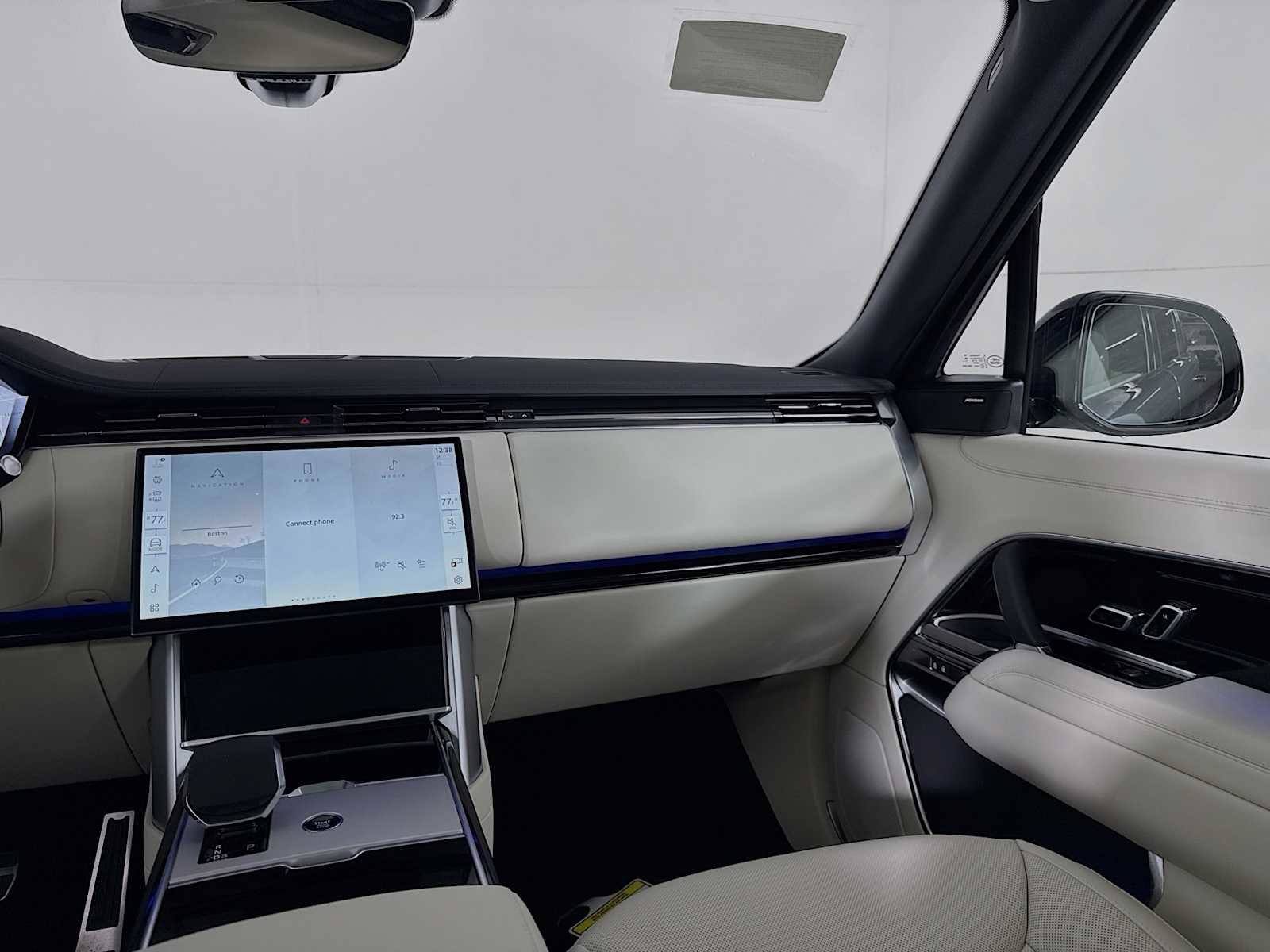 New 2026 Land Rover Range Rover SE image 33