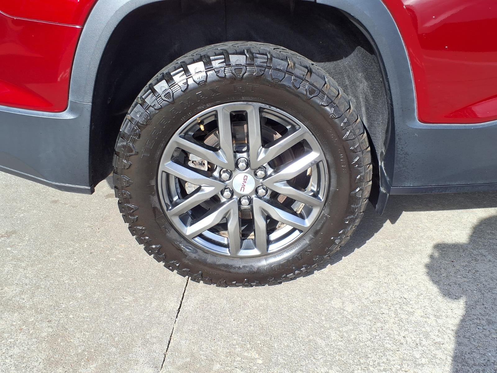 Used 2017 GMC Acadia SLT image 26