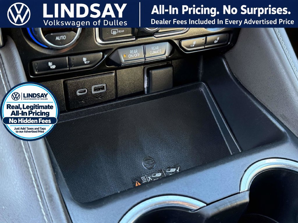 Used 2021 Chevrolet Suburban Z71 AWD/4WD image 19