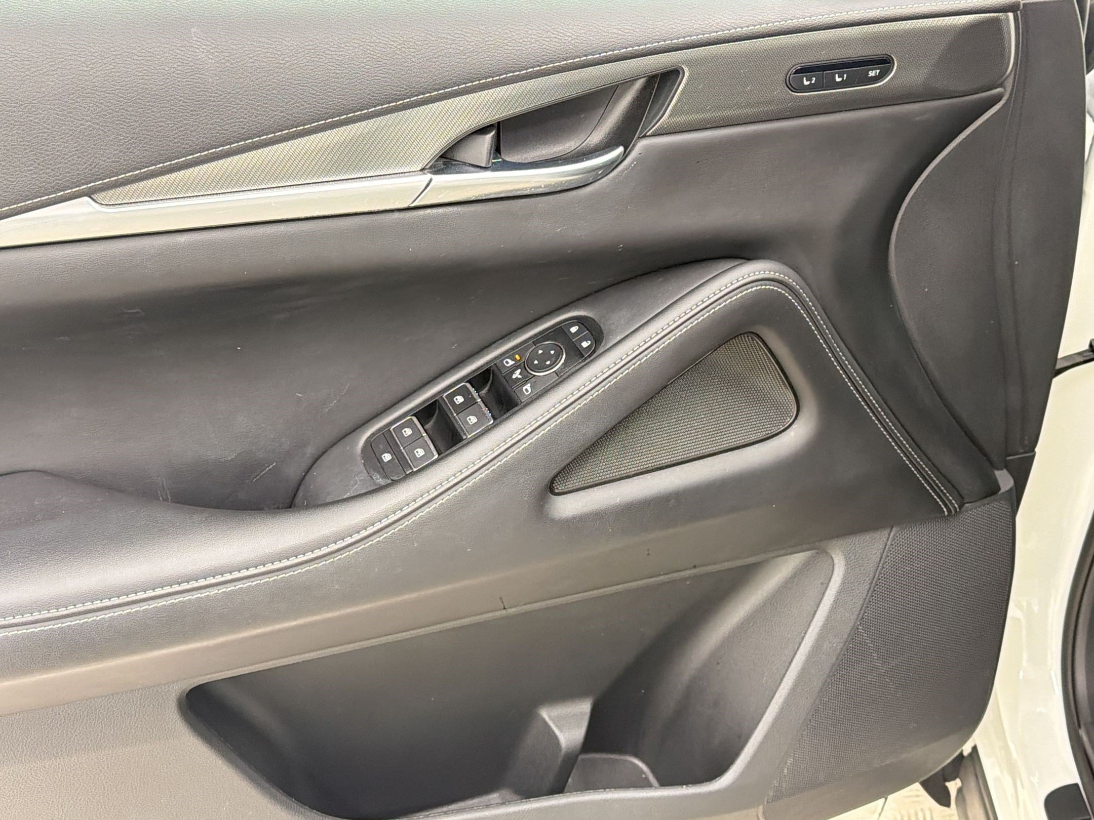 Used 2024 INFINITI QX60 Luxe FWD image 12