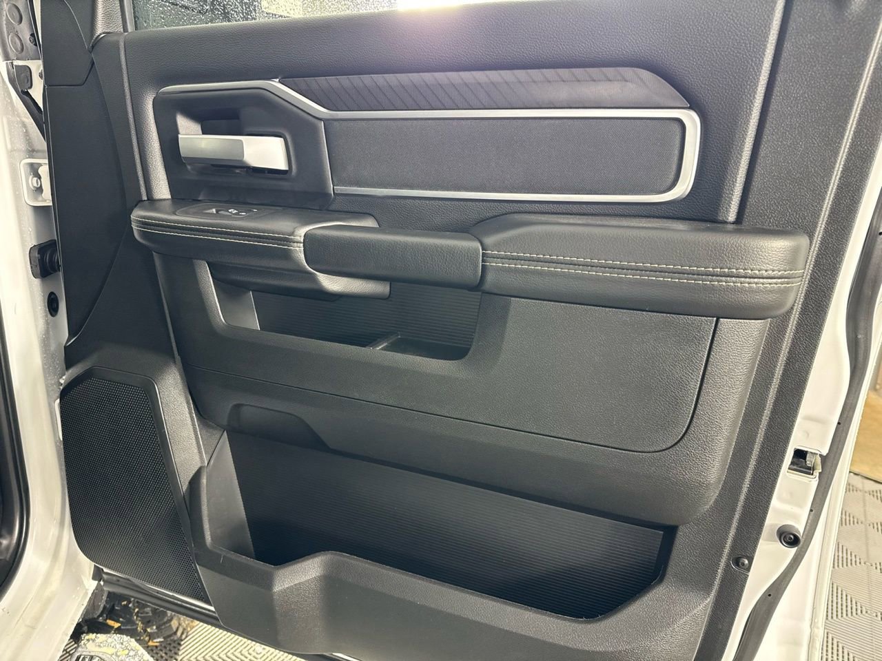 Used 2025 RAM 2500 Big Horn image 31