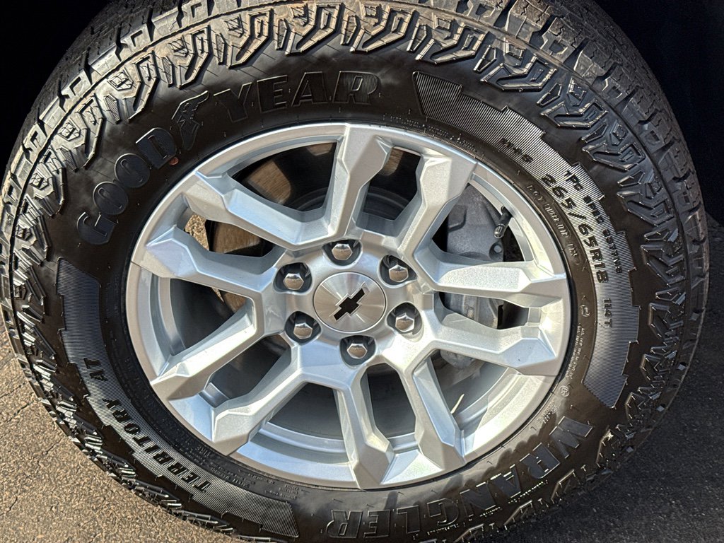 Used 2025 Chevrolet Silverado 1500 RST image 11