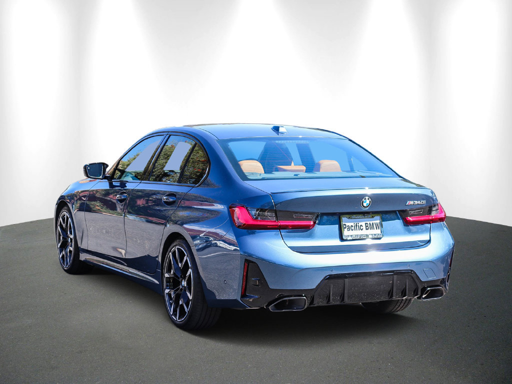 Used 2025 BMW M340i RWD image 4