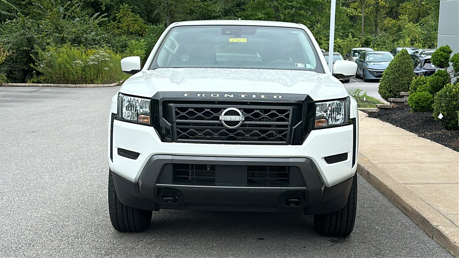 Certified 2023 Nissan Frontier SV w/ Tow Package AWD/4WD image 3