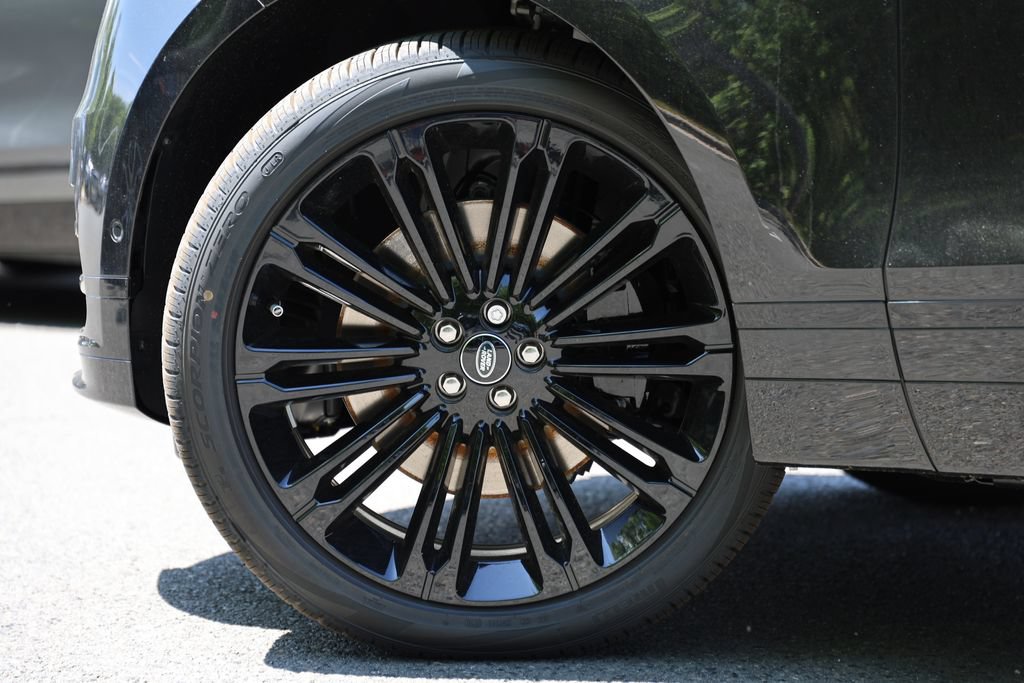 New 2026 Land Rover Range Rover Velar Dynamic SE AWD/4WD image 4