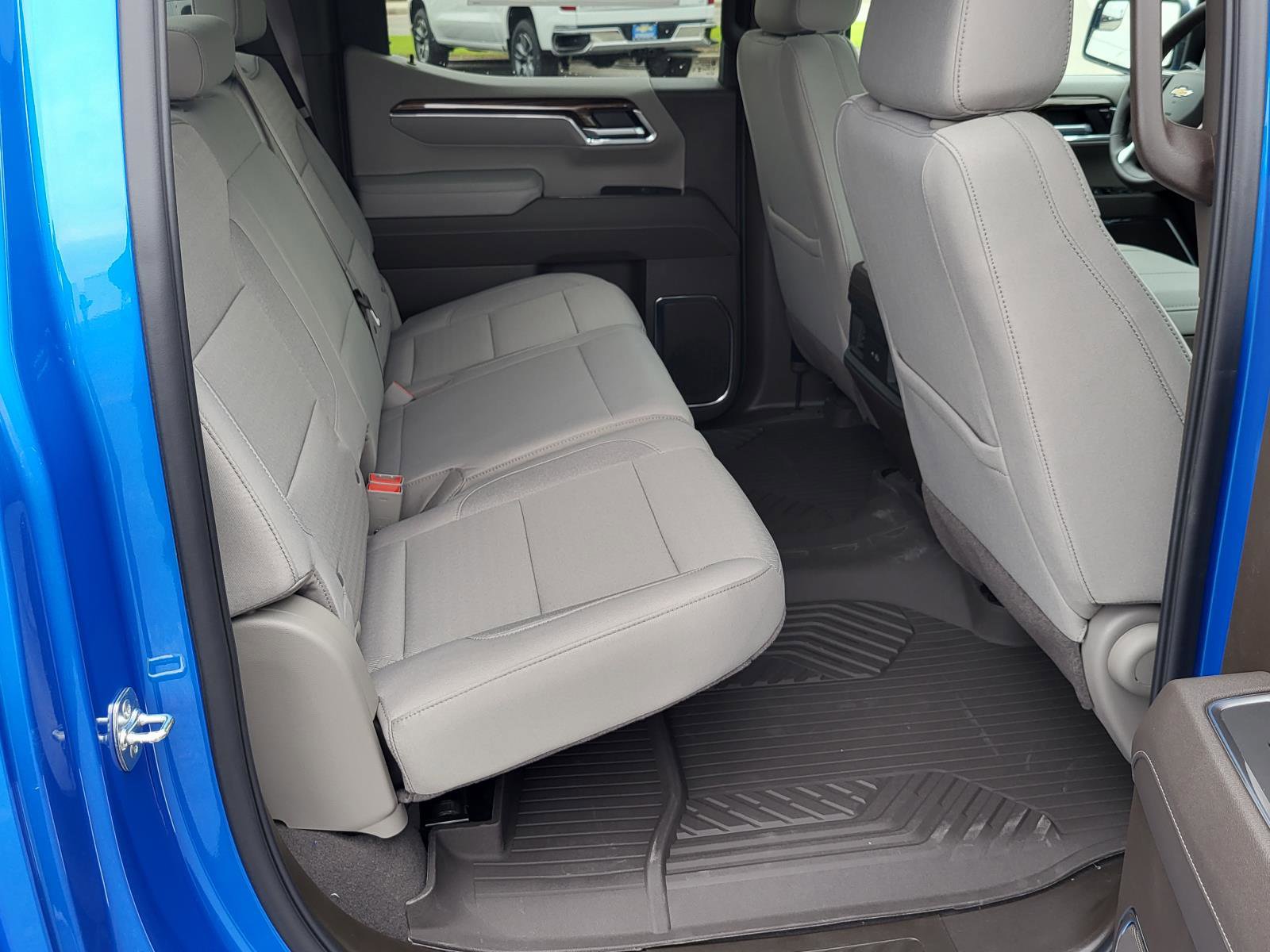 New 2026 Chevrolet Silverado 1500 LT w/ Z71 Off-Road Package image 11