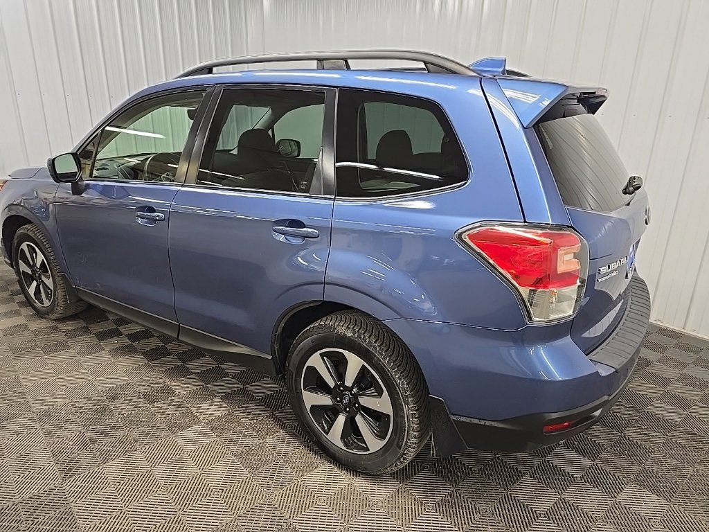 Used 2017 Subaru Forester 2.5i Premium w/ All-Weather Package AWD/4WD image 10