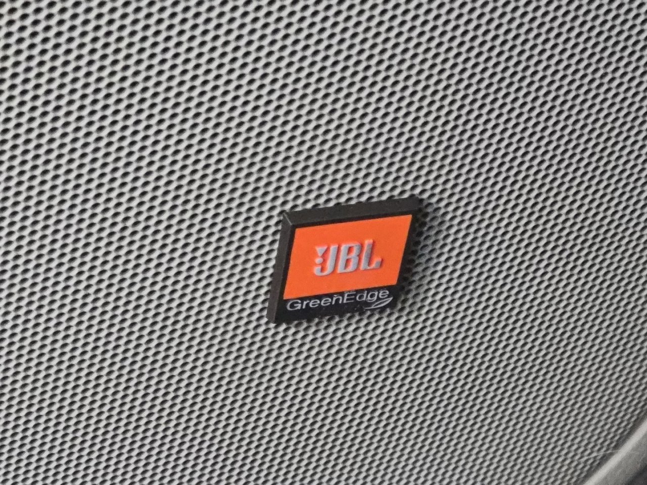 Certified 2019 Toyota Highlander Limited w/ Protection Package #3 image 9