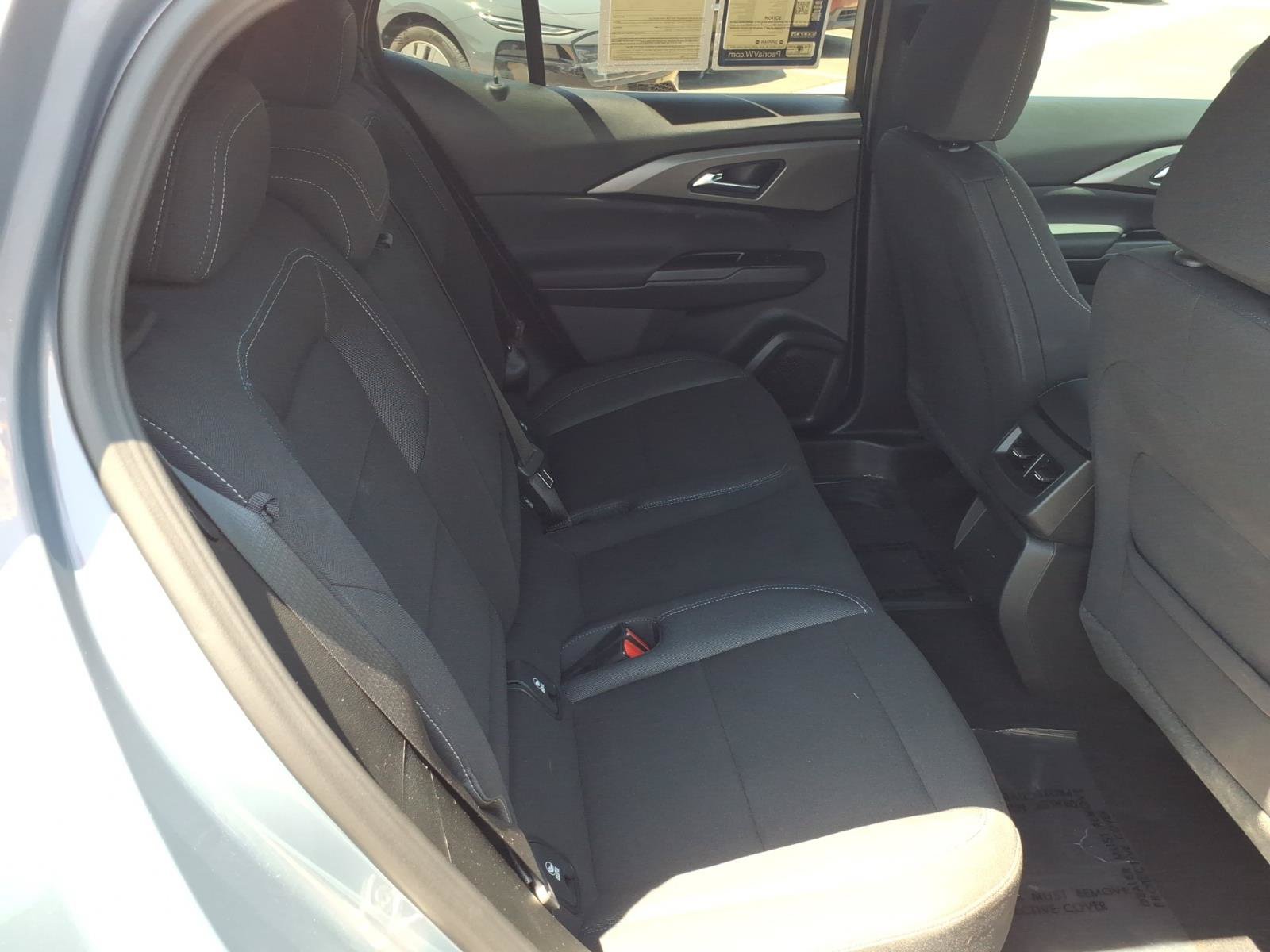 Used 2026 Chevrolet Equinox EV LT FWD image 13