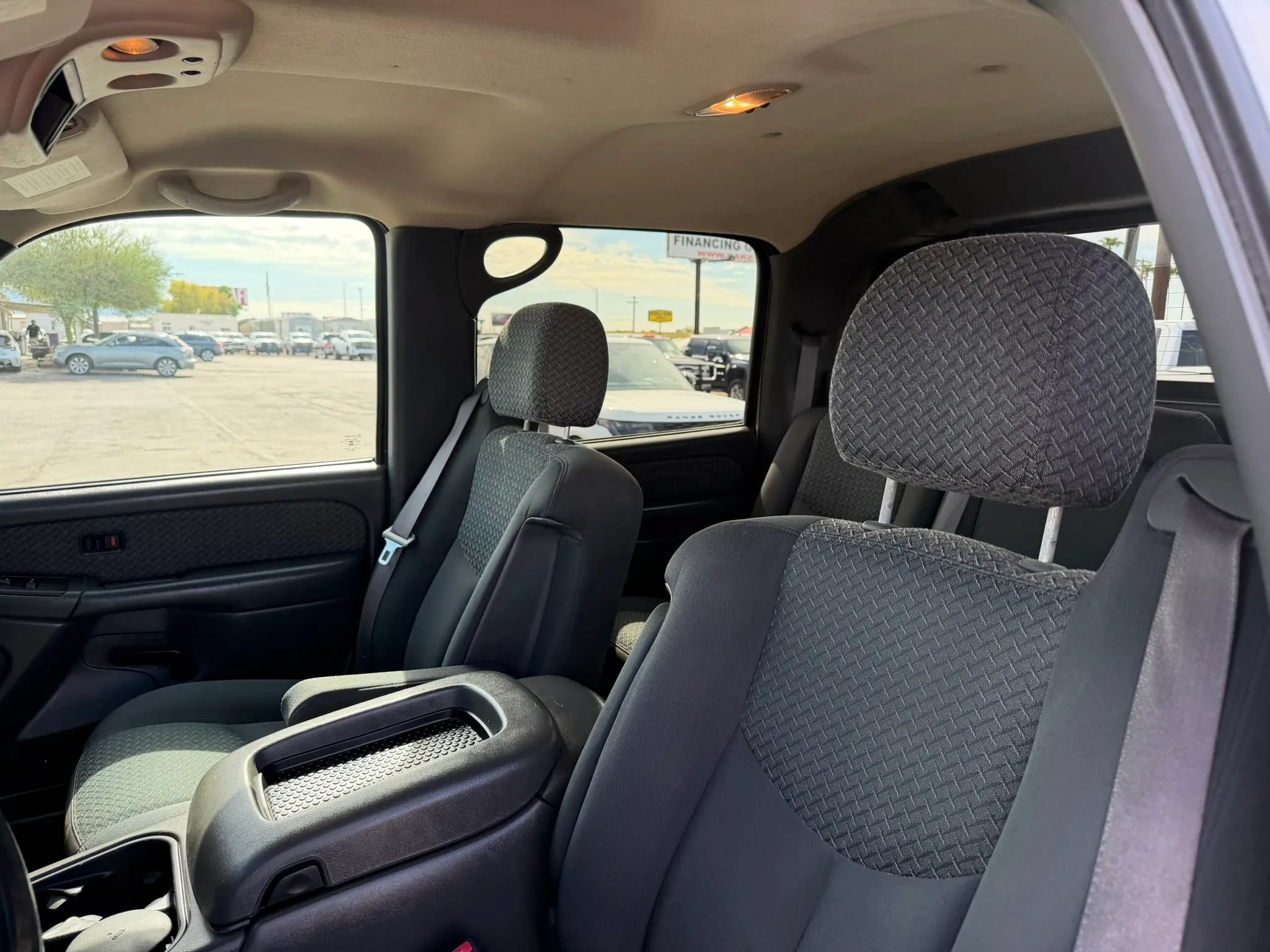 Used 2003 Chevrolet Avalanche 2WD image 26
