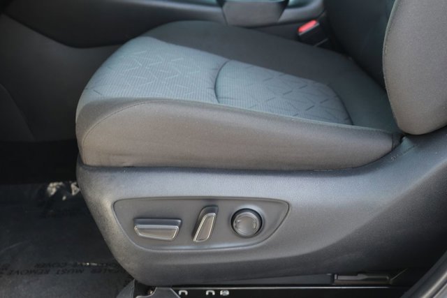 Used 2025 Toyota RAV4 XLE w/ Convenience Package AWD/4WD image 10