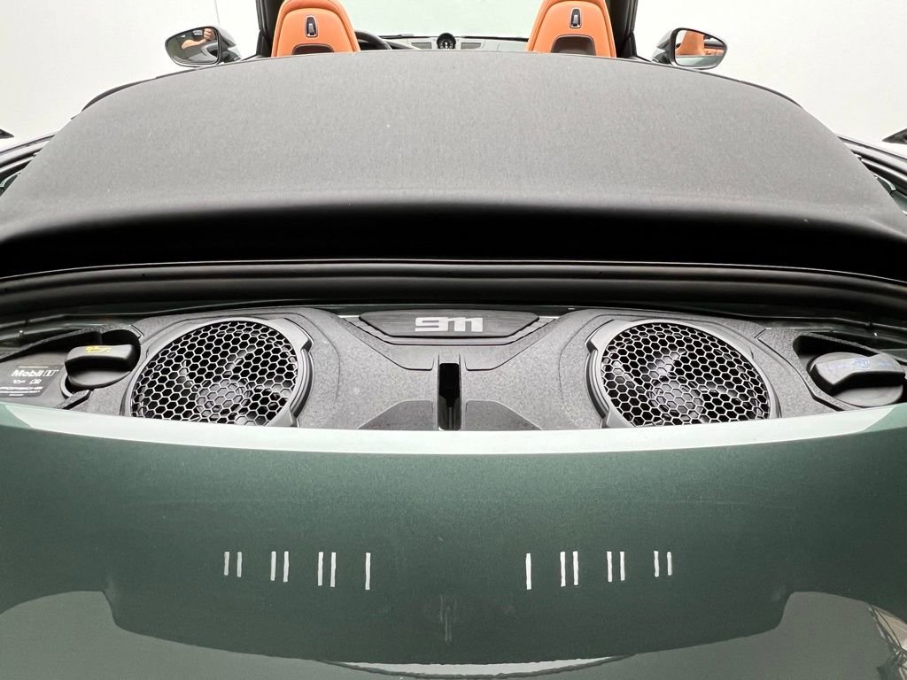 Used 2025 Porsche 911 Carrera 4 GTS image 21