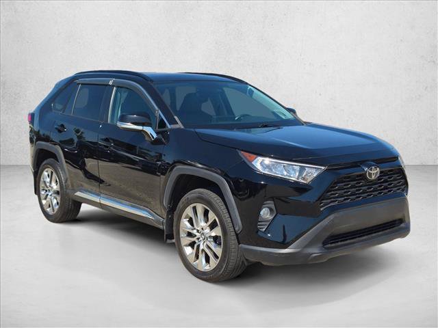 Used 2020 Toyota RAV4 XLE Premium AWD/4WD image 3