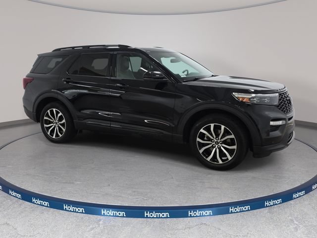 Used 2020 Ford Explorer ST w/ Premium Technology Package AWD/4WD image 4