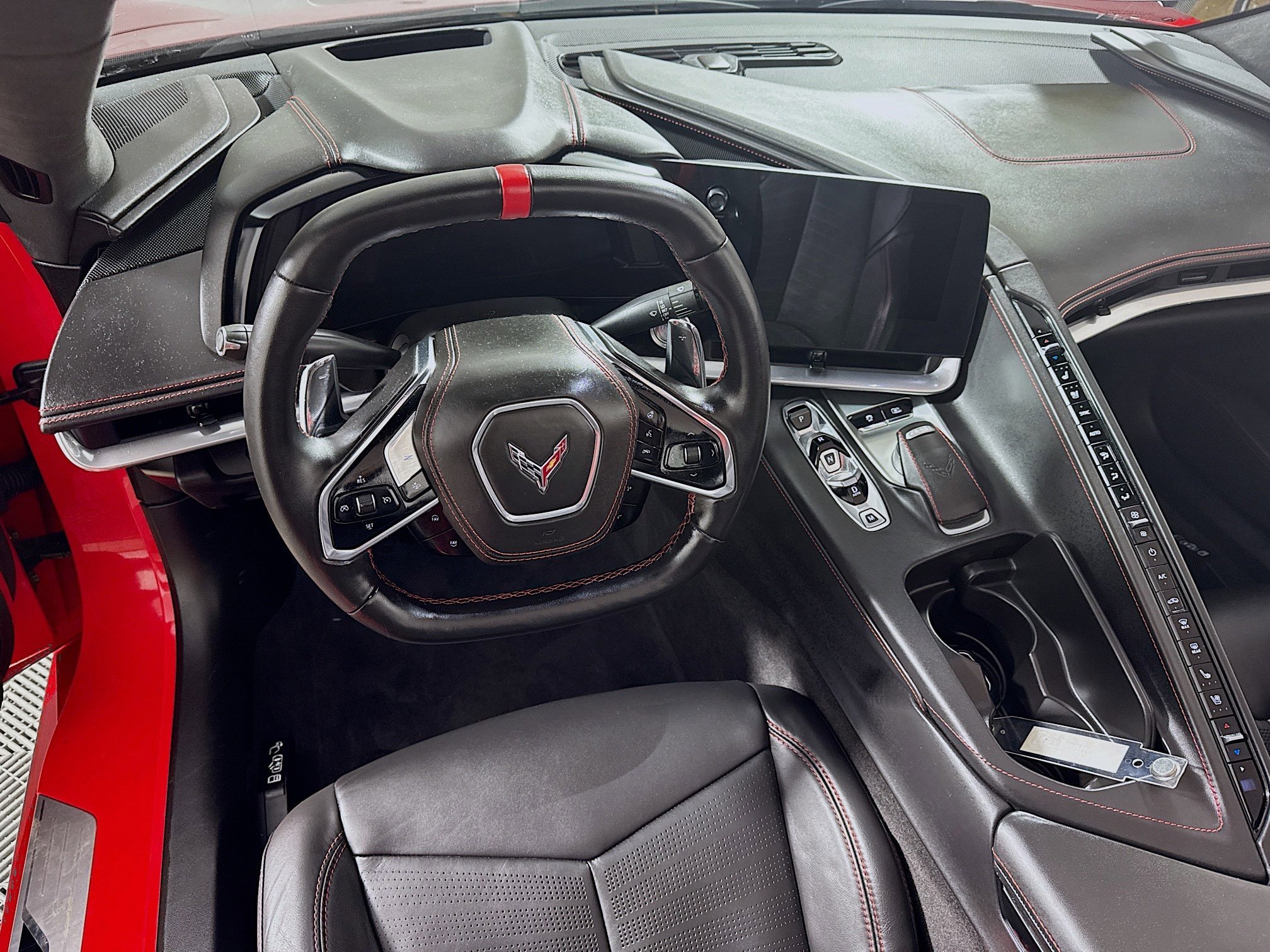 Used 2025 Chevrolet Corvette Stingray Premium Conv w/ Z51 Performance Package image 14