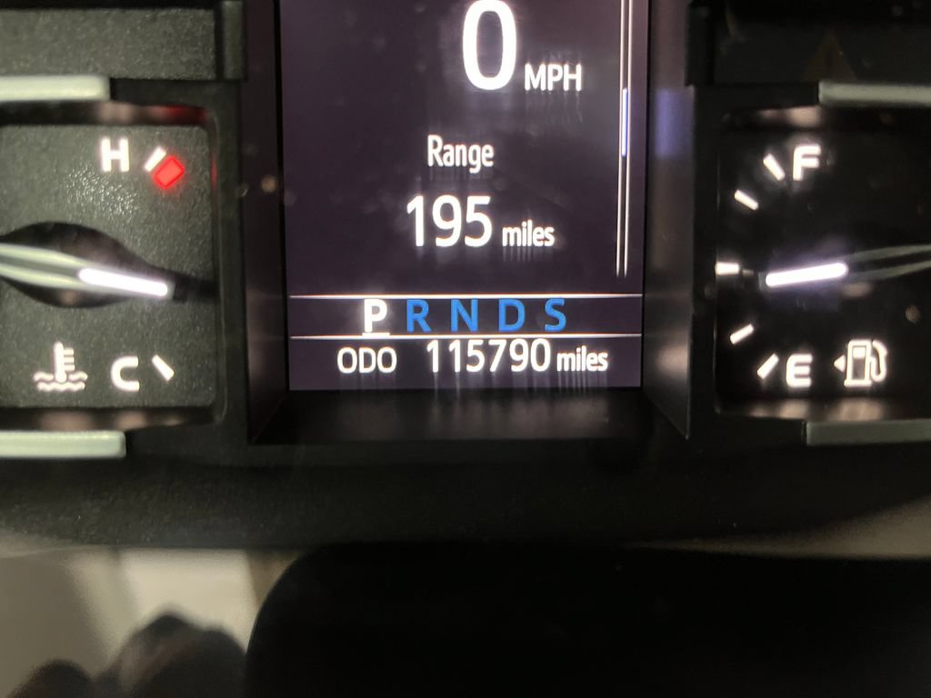 Used 2018 Toyota Tundra Platinum AWD/4WD image 22
