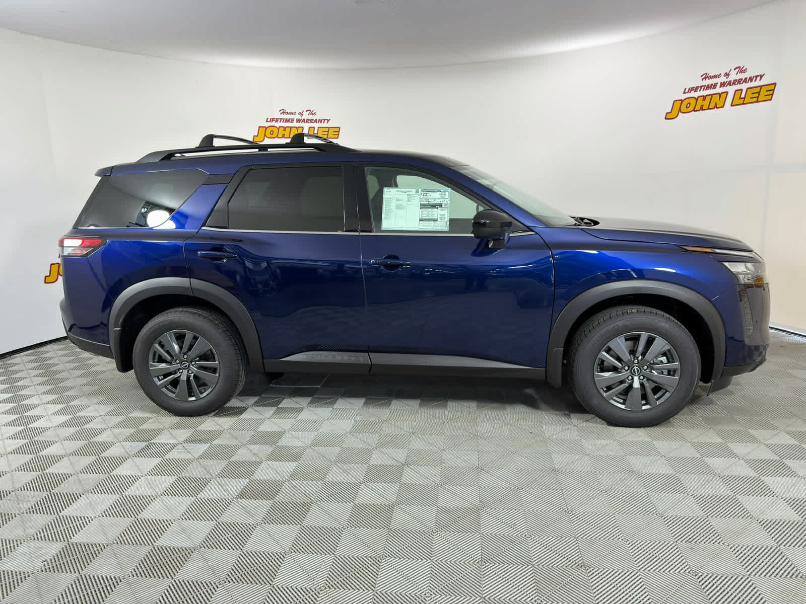 New 2026 Nissan Pathfinder SV w/ Cargo Package FWD image 7