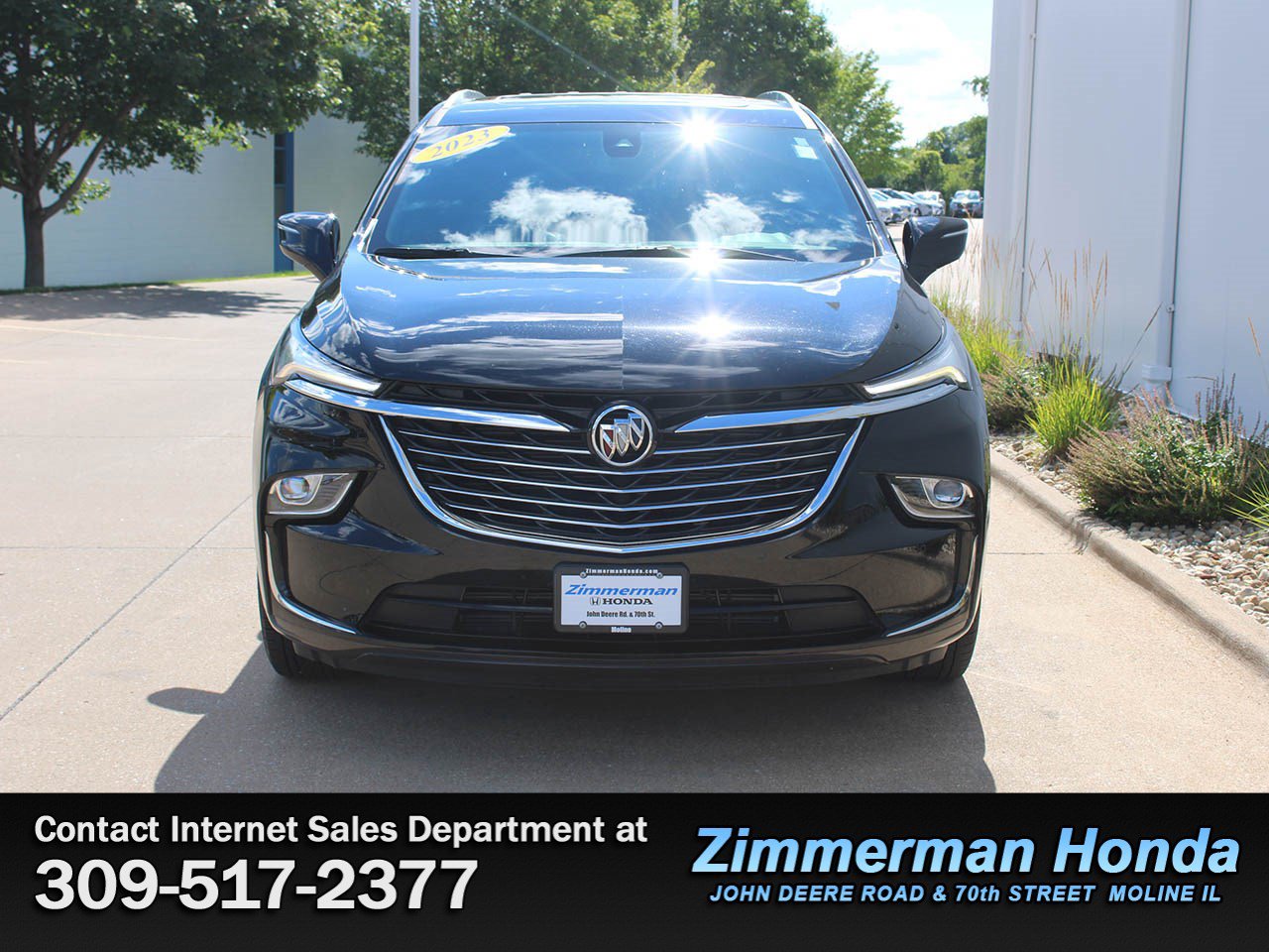 Used 2023 Buick Enclave Essence w/ Experience Buick Package AWD/4WD image 4