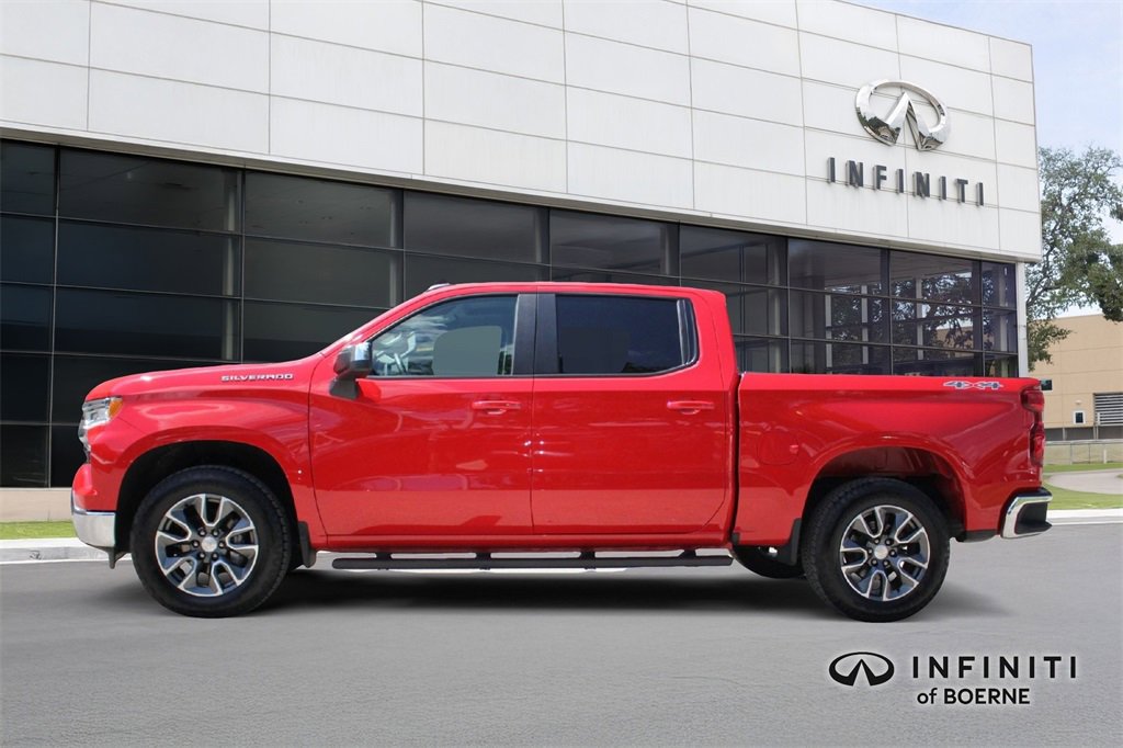 Used 2022 Chevrolet Silverado 1500 LT image 4