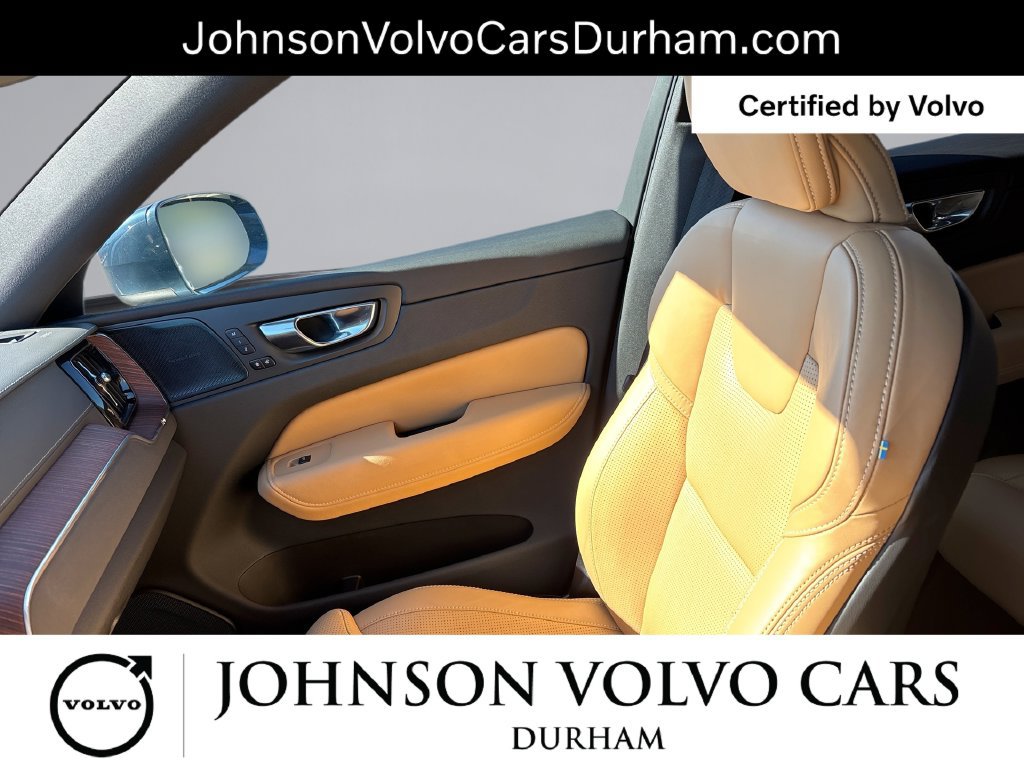 Certified 2023 Volvo XC60 B6 Ultimate w/ Protection Package Premier AWD/4WD image 28