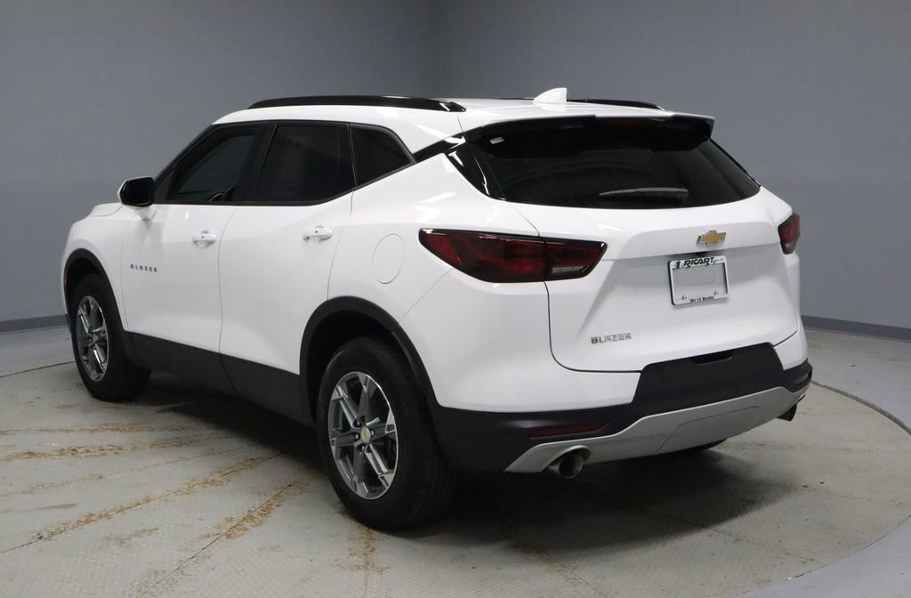 Used 2024 Chevrolet Blazer LT w/ Convenience Package image 9
