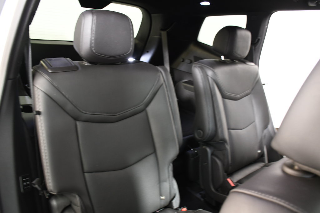 Used 2023 Cadillac XT6 Premium Luxury w/ Technology Package AWD/4WD image 23