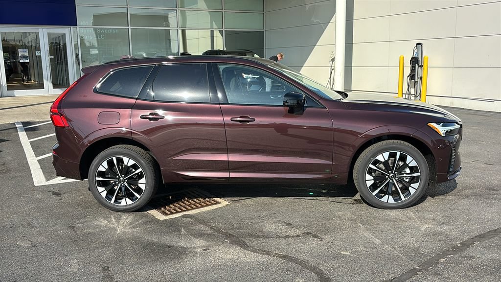 New 2026 Volvo XC60 B5 Plus w/ Climate Package AWD/4WD image 27