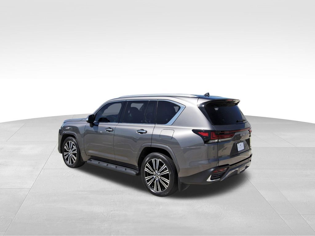 Used 2023 Lexus LX 600 4WD w/ Accessory Package (Z1) image 3