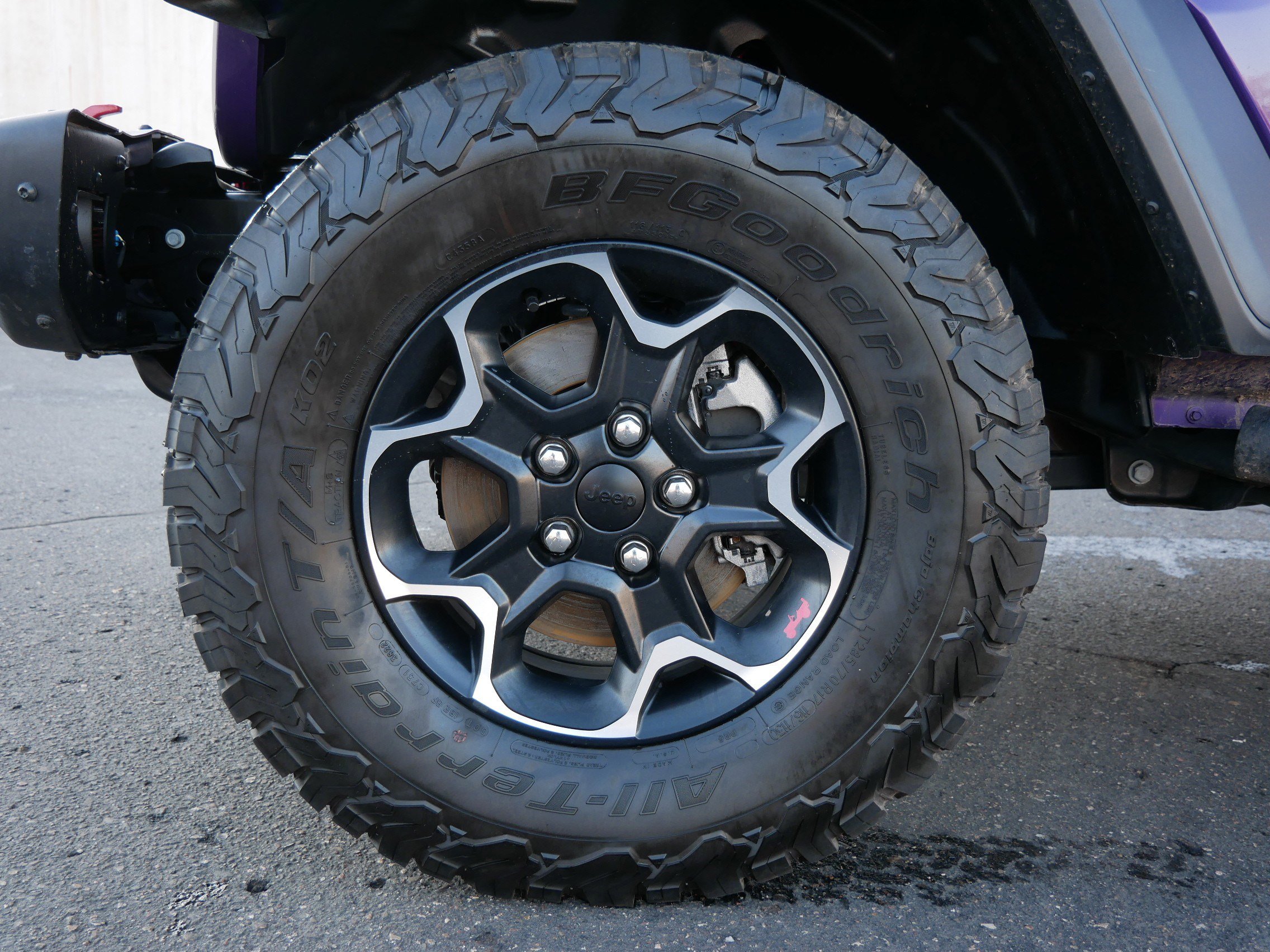 Used 2023 Jeep Wrangler Rubicon w/ Steel Bumper Group image 13