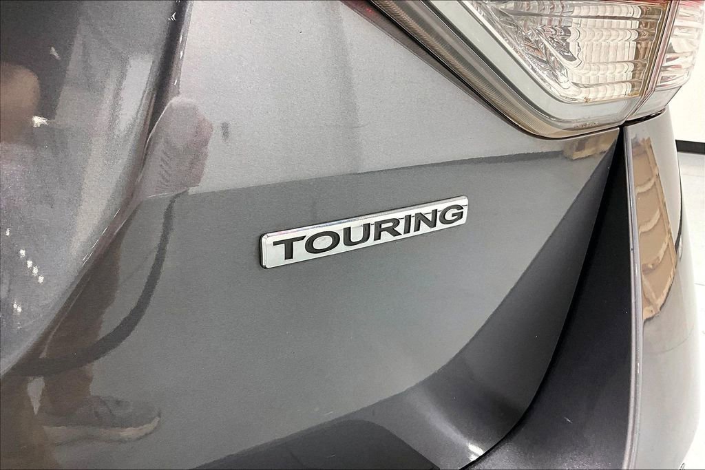 Used 2016 Honda Odyssey Touring image 41