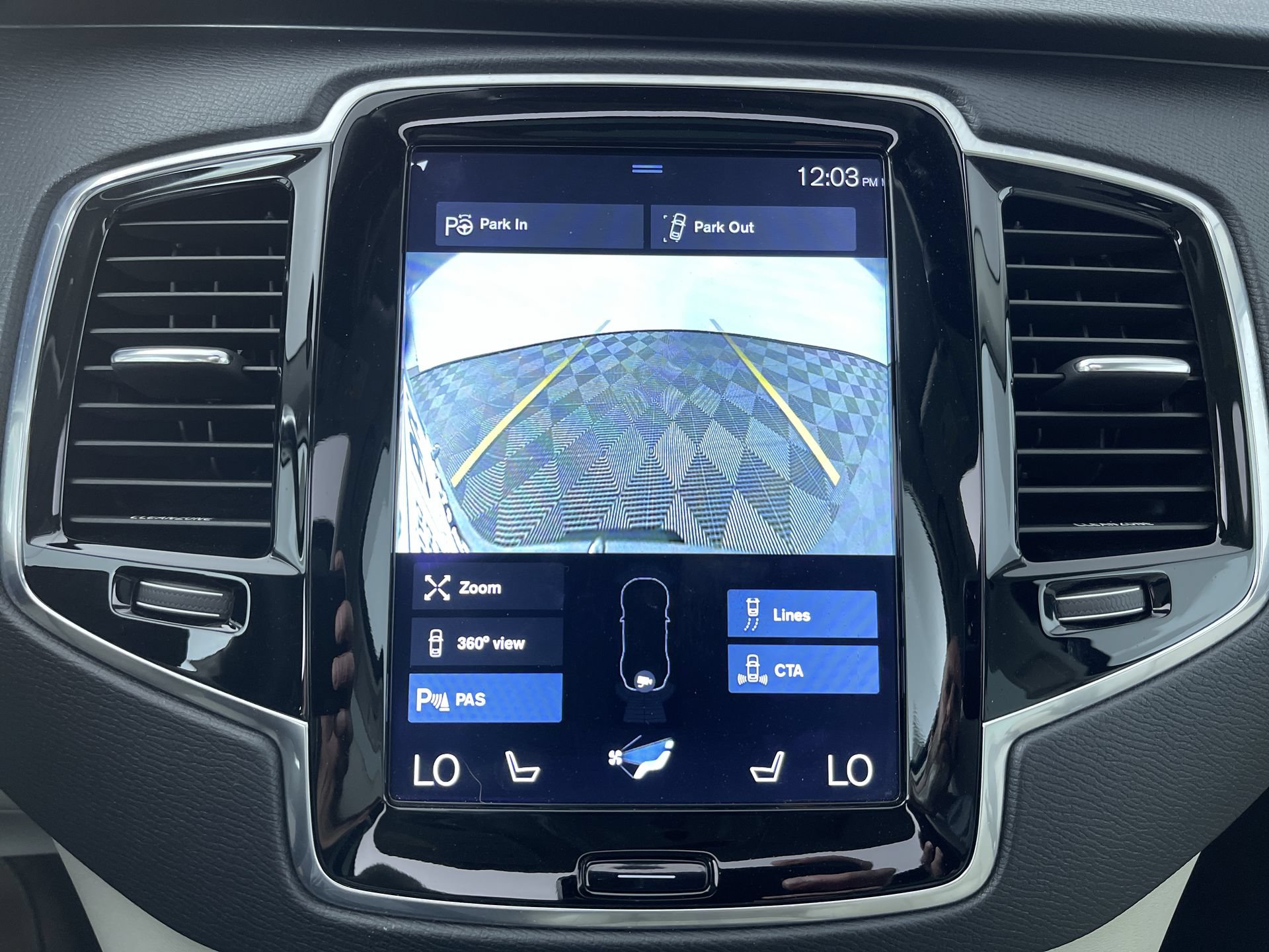 Used 2016 Volvo XC90 T6 Momentum AWD/4WD image 19