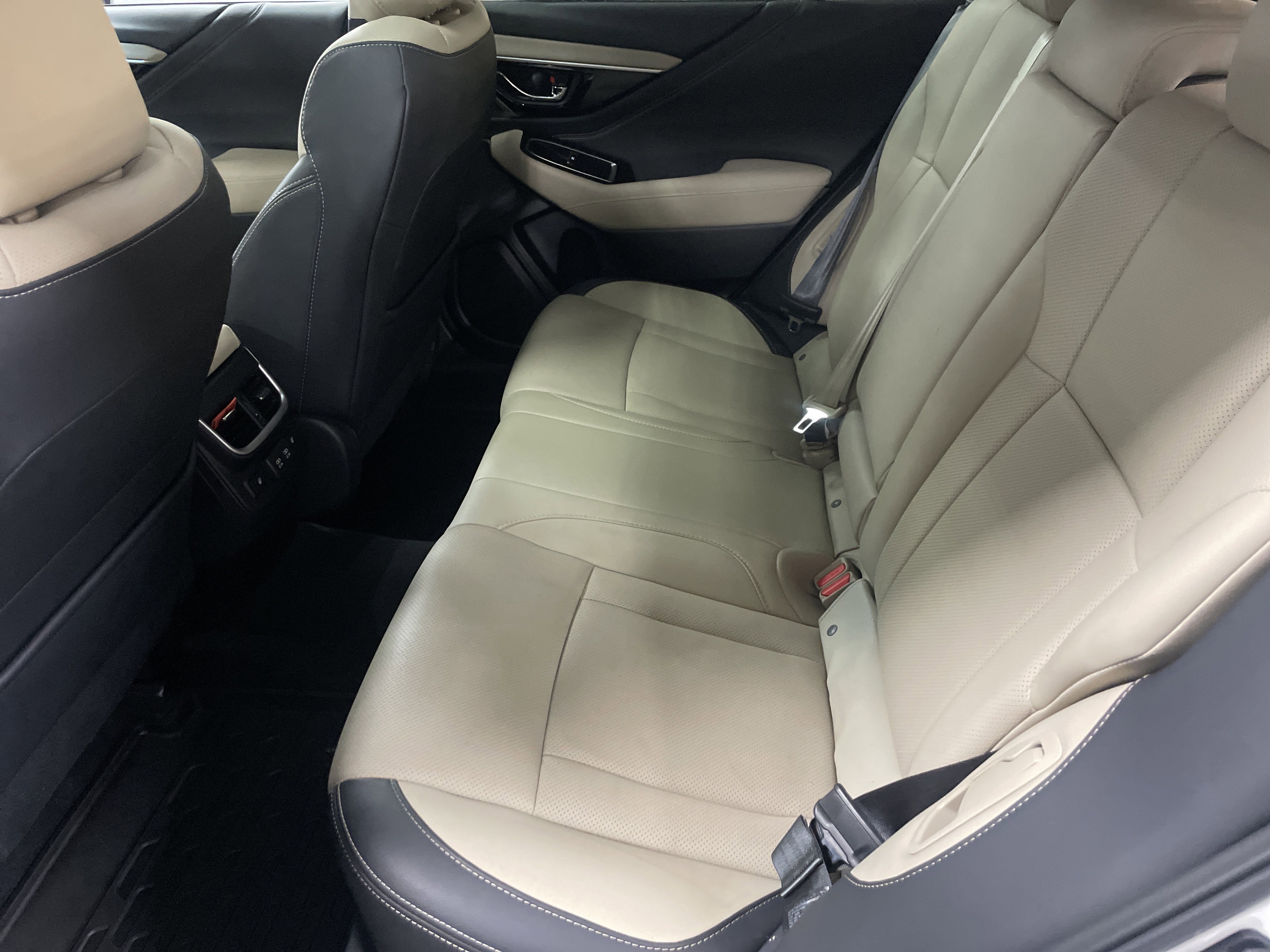 Used 2022 Subaru Outback Limited XT w/ Popular Package #2 image 23