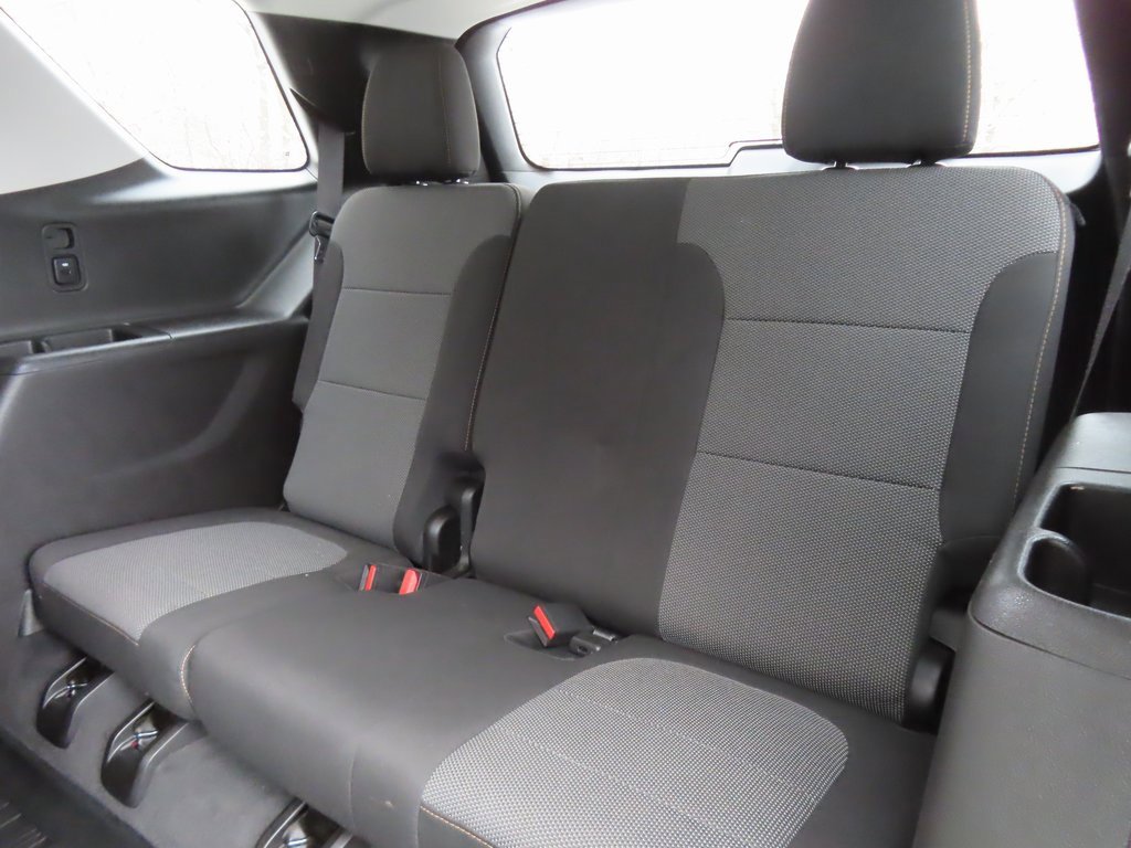 Used 2019 Chevrolet Traverse LT w/ LPO, Floor Liner Package image 31