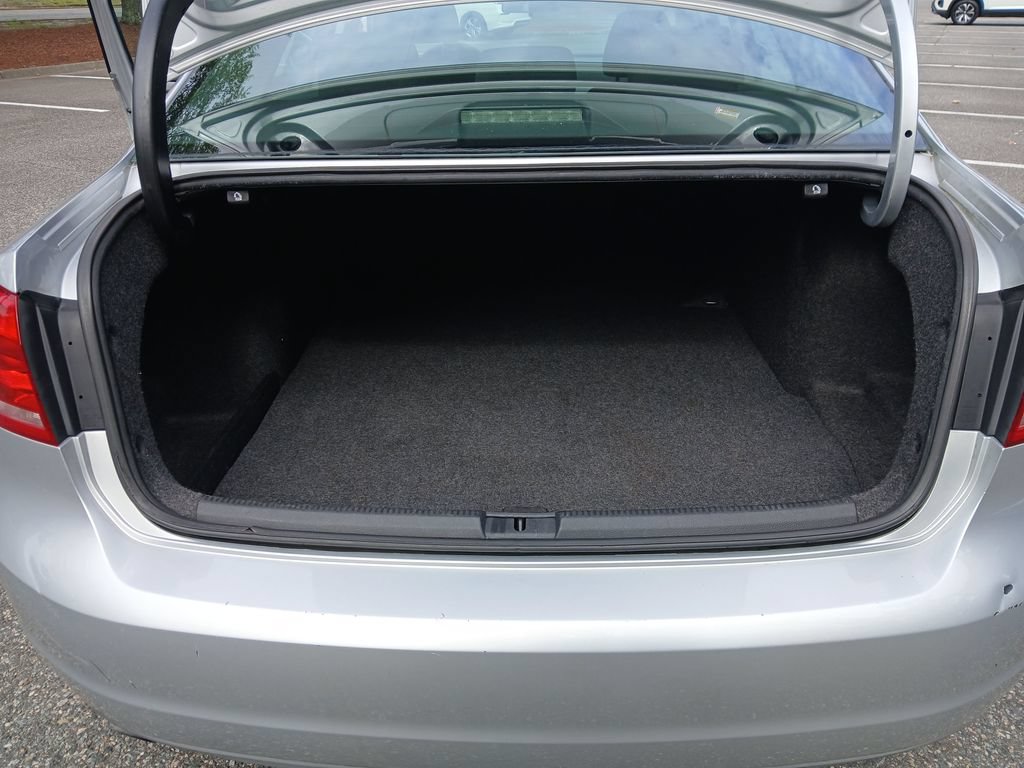 Used 2012 Volkswagen Passat 2.5 S FWD image 20