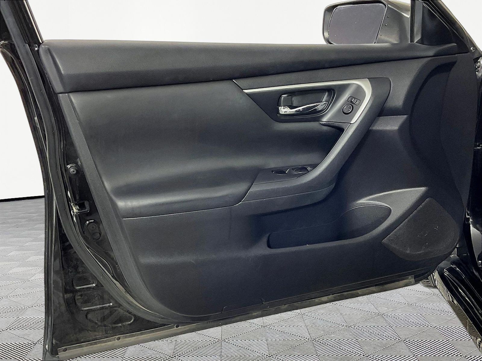 Used 2018 Nissan Altima 2.5 S w/ S Convenience Package FWD image 19