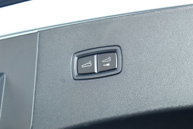 Certified 2025 Porsche Cayenne Coupe image 13